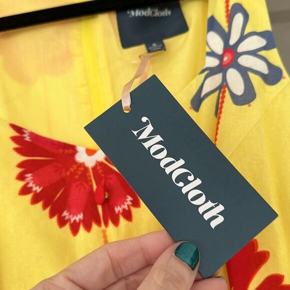 NWT ModCloth Retro Looking Floral Dress - Picture 5 of 8